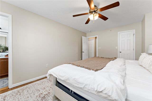 259 Grace Manor Dr, Robinson Twp, PA 15108