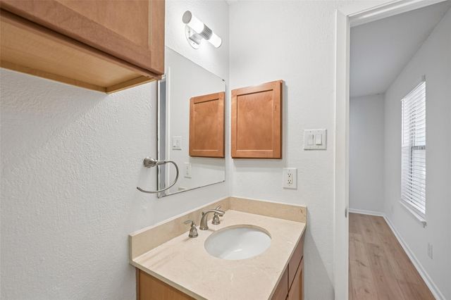 3204 Menchaca RD 115, Austin, TX 78704