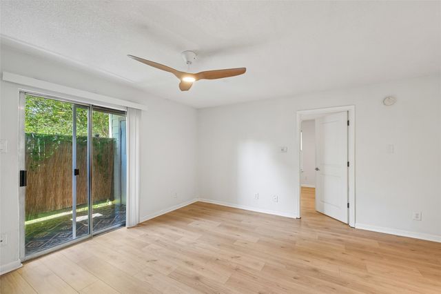 3204 Menchaca RD 115, Austin, TX 78704