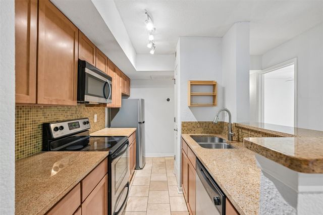 3204 Menchaca RD 115, Austin, TX 78704