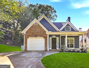 1094 Fourth Street, Stone Mountain, GA 30083