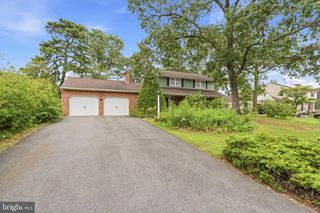 83 HOMESTEAD DR, Millville, NJ 08332