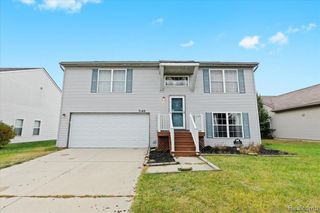 7140 Maplelawn Drive, Ypsilanti, MI 48197