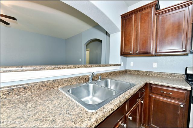 12569 Wolf Berry Drive, El Paso, TX 79928