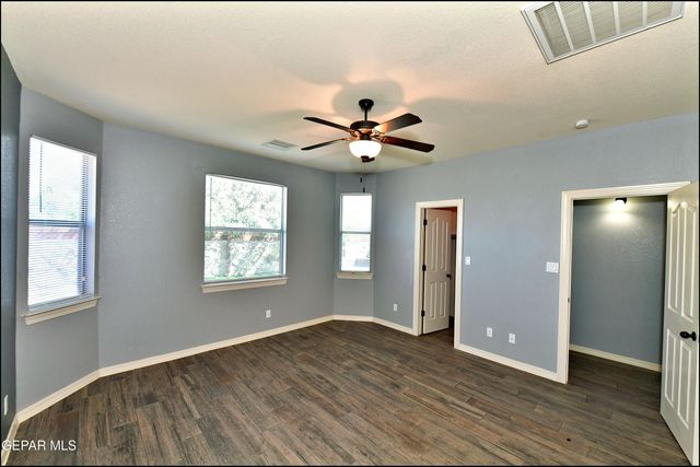 12569 Wolf Berry Drive, El Paso, TX 79928