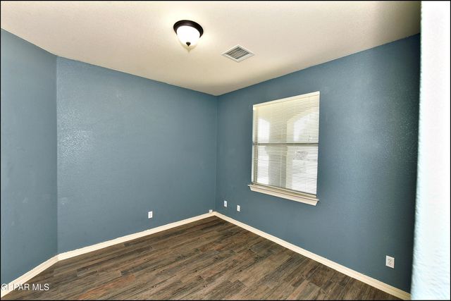 12569 Wolf Berry Drive, El Paso, TX 79928
