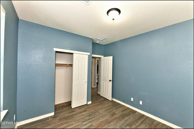 12569 Wolf Berry Drive, El Paso, TX 79928
