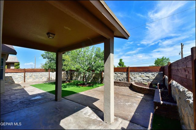 12569 Wolf Berry Drive, El Paso, TX 79928