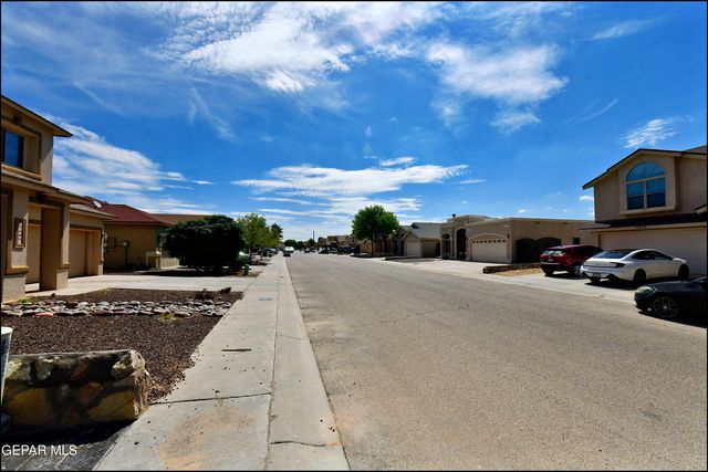 12569 Wolf Berry Drive, El Paso, TX 79928