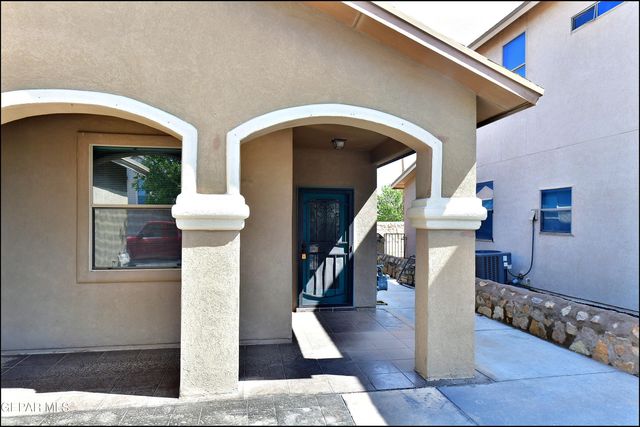 12569 Wolf Berry Drive, El Paso, TX 79928