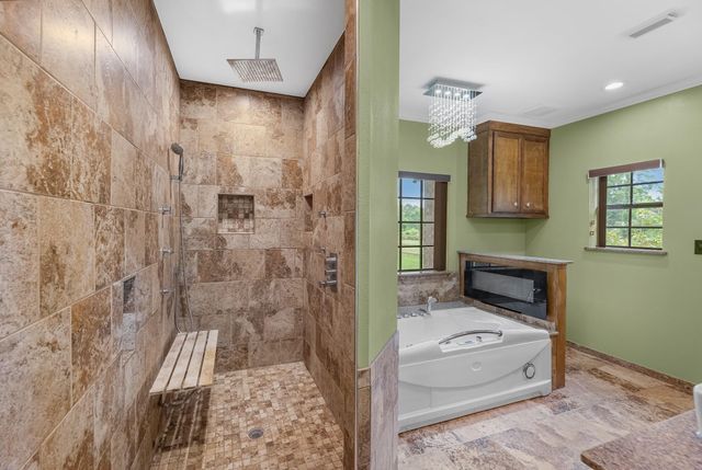 17126 County Road 39, Rosharon, TX 77583
