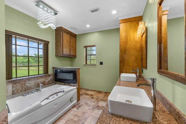 17126 County Road 39, Rosharon, TX 77583
