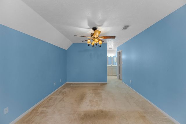 17126 County Road 39, Rosharon, TX 77583
