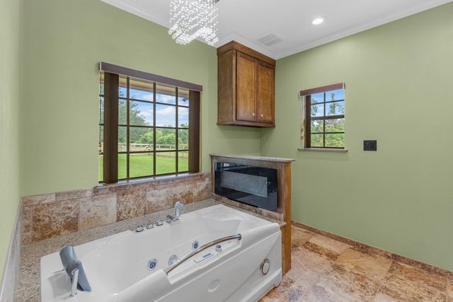 17126 County Road 39, Rosharon, TX 77583