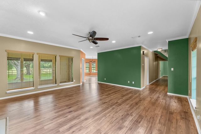 17126 County Road 39, Rosharon, TX 77583