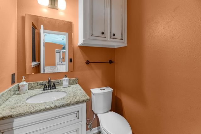 17126 County Road 39, Rosharon, TX 77583