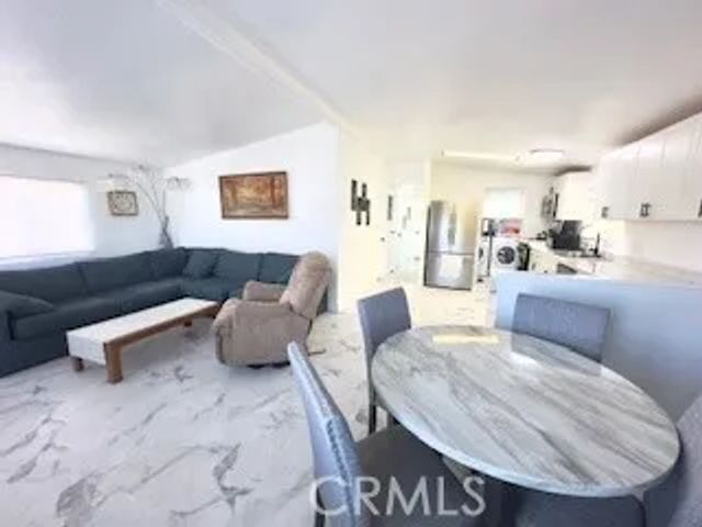 15621 Beach 61, Westminster, CA 92683