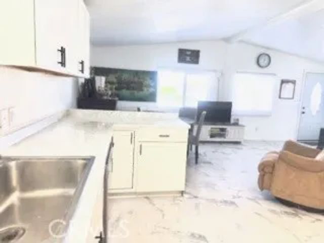 15621 Beach 61, Westminster, CA 92683