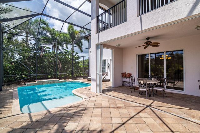 2002 Graden Drive, Palm Beach Gardens, FL 33410