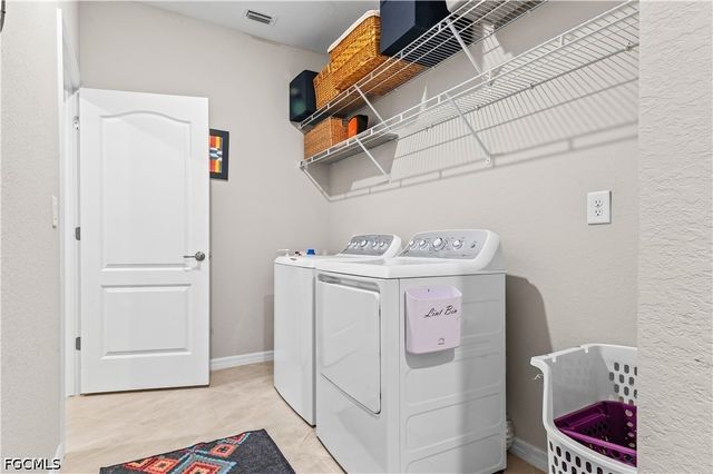 4287 Lemongrass DR, Fort Myers, FL 33916