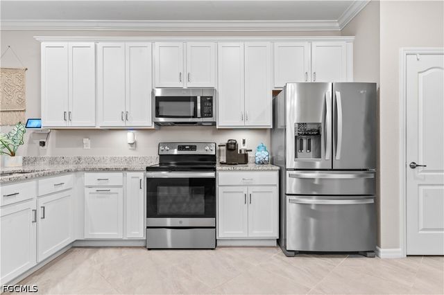 4287 Lemongrass DR, Fort Myers, FL 33916