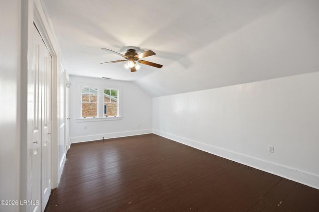 535 E 44th Street, Savannah, GA 31405