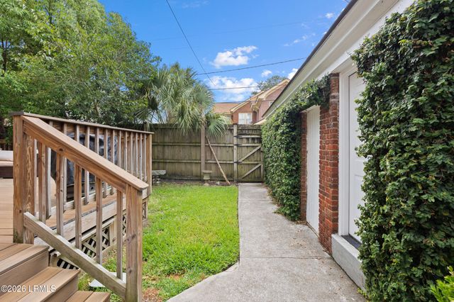 535 E 44th Street, Savannah, GA 31405