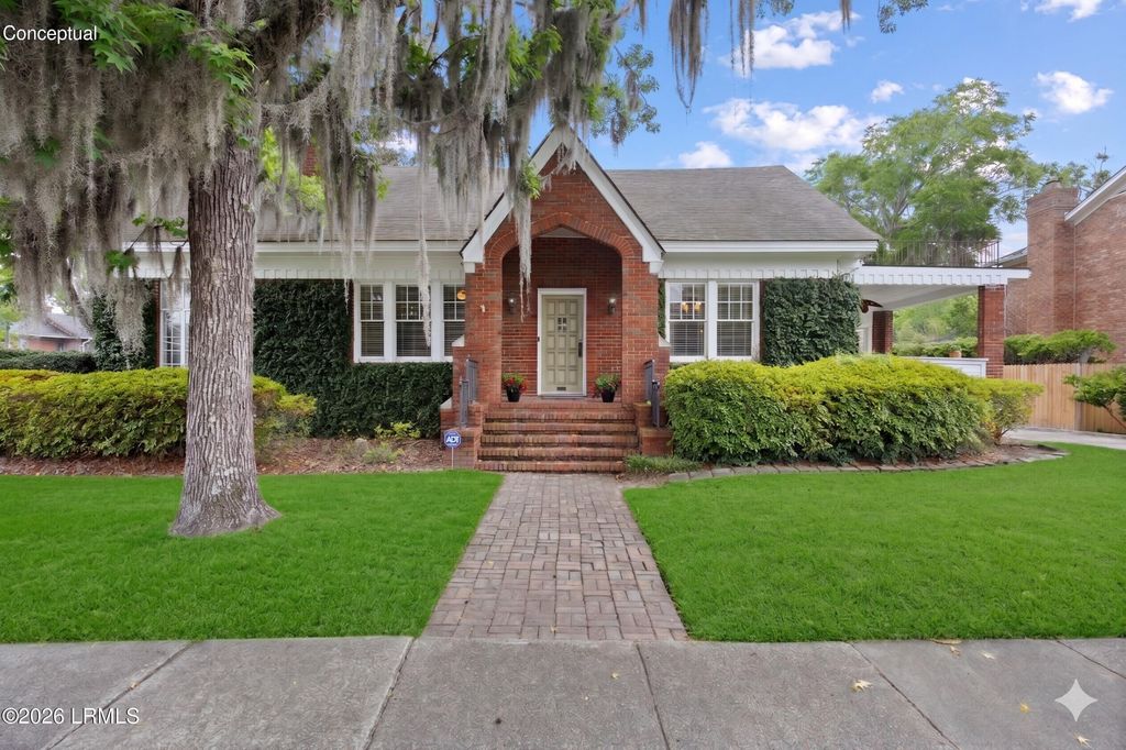 535 E 44th Street, Savannah, GA 31405