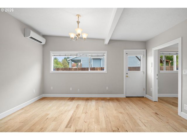 6000 Se 128TH Ave, Portland, OR 97236