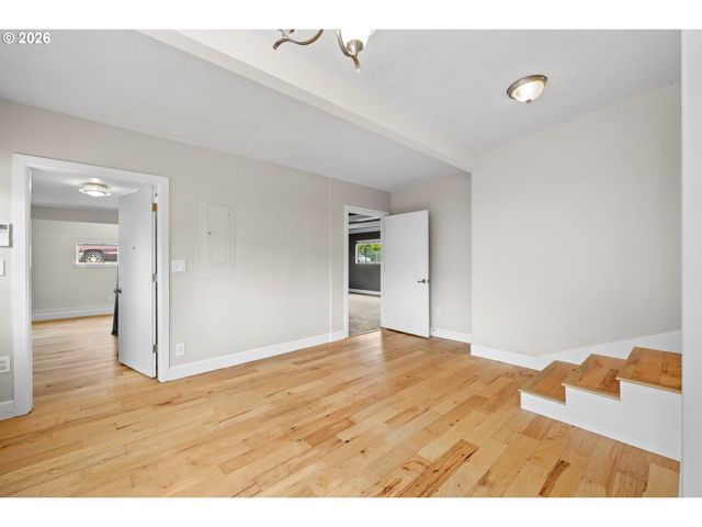 6000 Se 128TH Ave, Portland, OR 97236