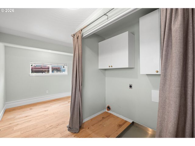 6000 Se 128TH Ave, Portland, OR 97236