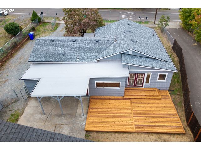6000 Se 128TH Ave, Portland, OR 97236