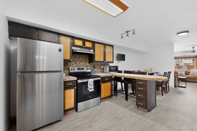 1535 Avenida De Las Americas, Santa Fe, NM 87507