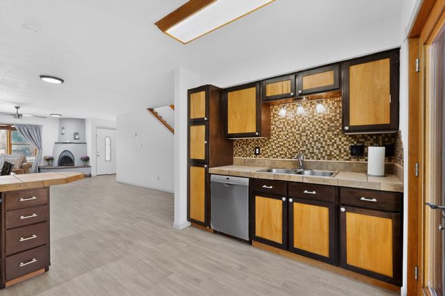 1535 Avenida De Las Americas, Santa Fe, NM 87507