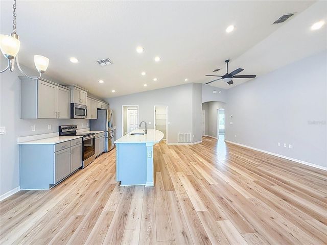 6945 GIDEON CIRCLE, Zephyrhills, FL 33541