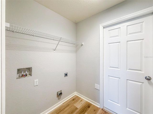 6945 GIDEON CIRCLE, Zephyrhills, FL 33541