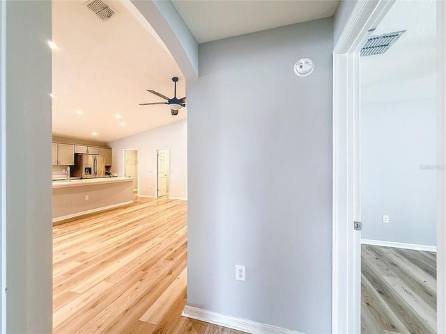 6945 GIDEON CIRCLE, Zephyrhills, FL 33541