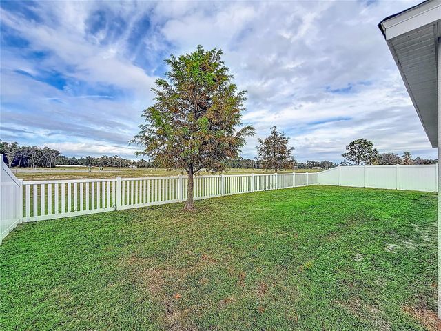 6945 GIDEON CIRCLE, Zephyrhills, FL 33541