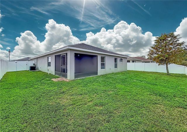 6945 GIDEON CIRCLE, Zephyrhills, FL 33541