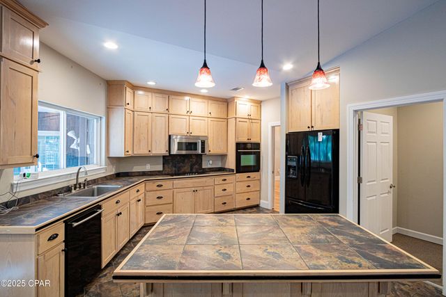 1310 Pine Bluff Court, Chipley, FL 32428