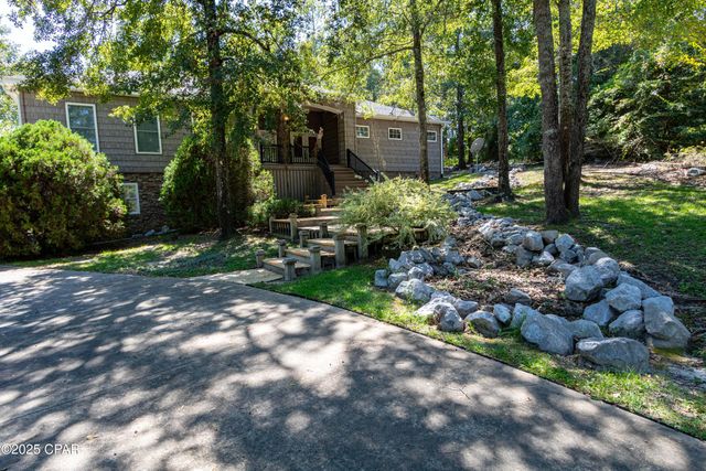 1310 Pine Bluff Court, Chipley, FL 32428