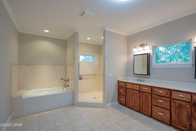 1310 Pine Bluff Court, Chipley, FL 32428