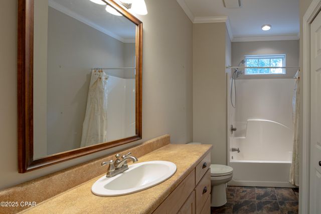 1310 Pine Bluff Court, Chipley, FL 32428