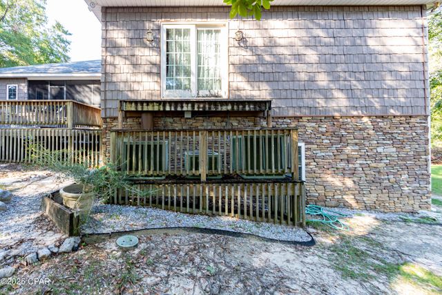 1310 Pine Bluff Court, Chipley, FL 32428