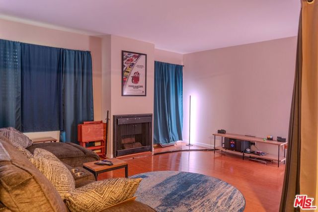 9025 Willis Avenue 158, Los Angeles, CA 91402