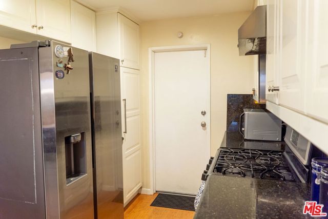 9025 Willis Avenue 158, Los Angeles, CA 91402
