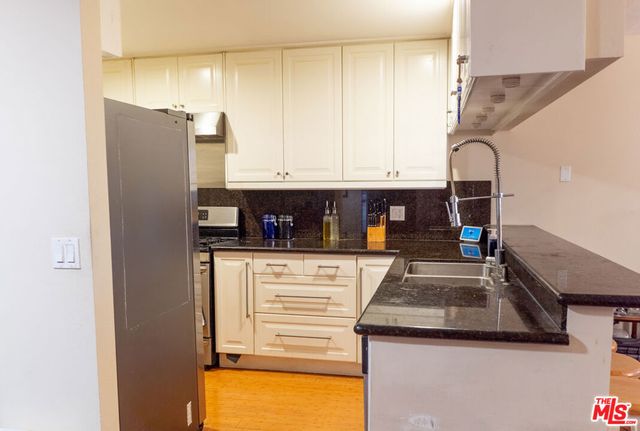 9025 Willis Avenue 158, Los Angeles, CA 91402