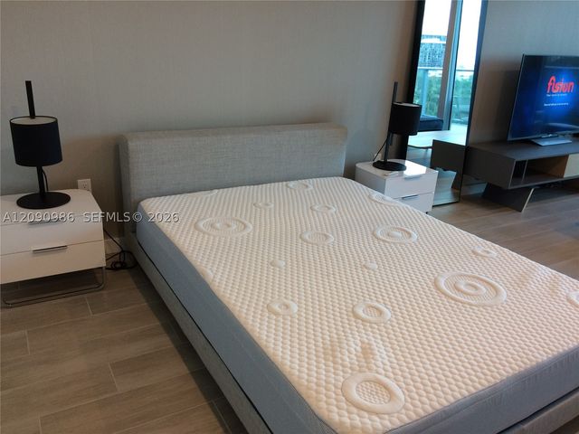 1600 SW 1st Ave 811, Miami, FL 33129