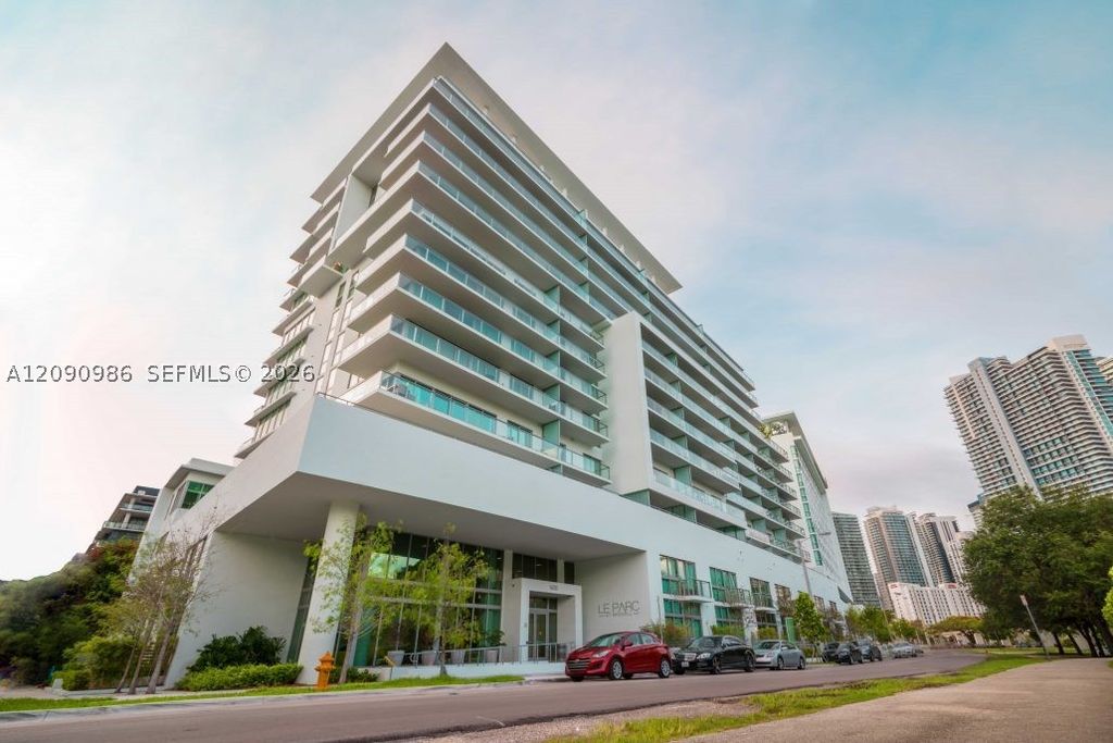 1600 SW 1st Ave 811, Miami, FL 33129
