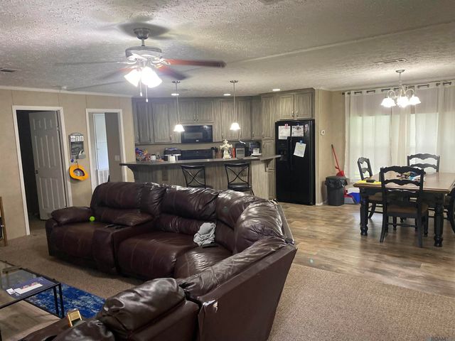 18218 Muddy Creek Rd, Prairieville, LA 70769